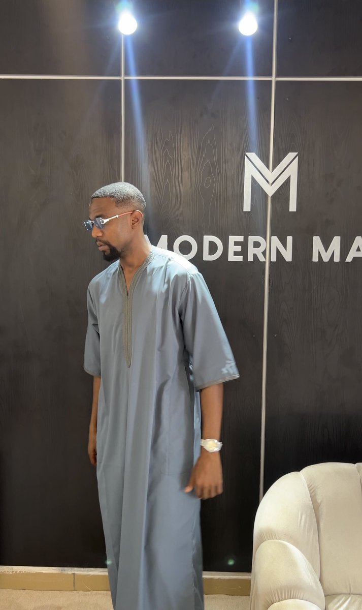 Short sleeve sleek moroccan thobes 

30,000 NG