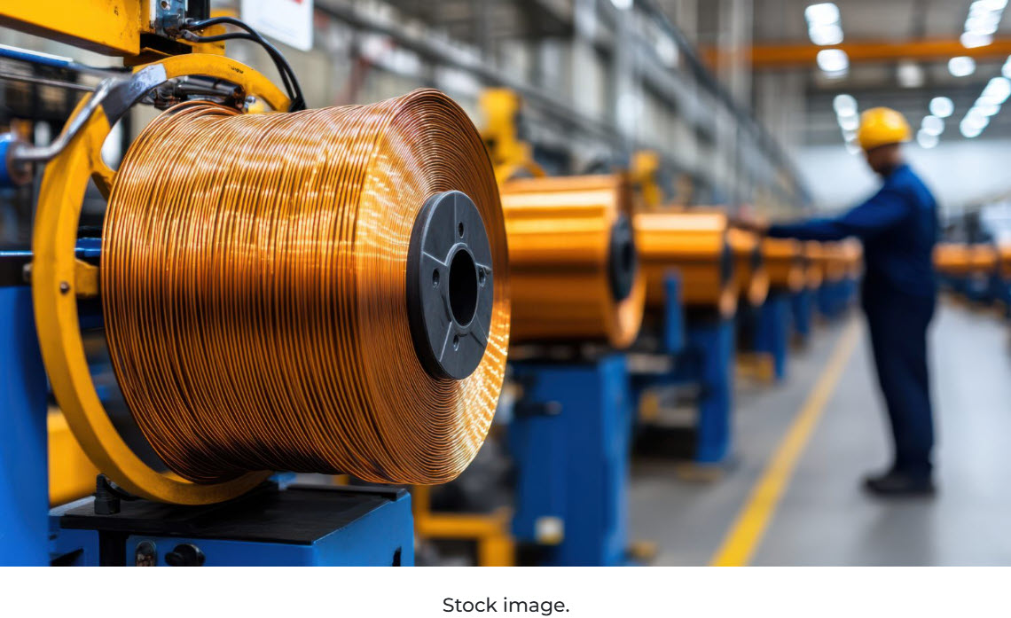 ProspectRidgeBC's tweet image. #Copper prices have surged to their highest levels in over a year 📈
As reported by @mining, the rally is being driven by escalating global supply disruptions and rising expectations that upcoming U.S. interest rate cuts will boost demand for the industrial metal.
Learn more: 👉…