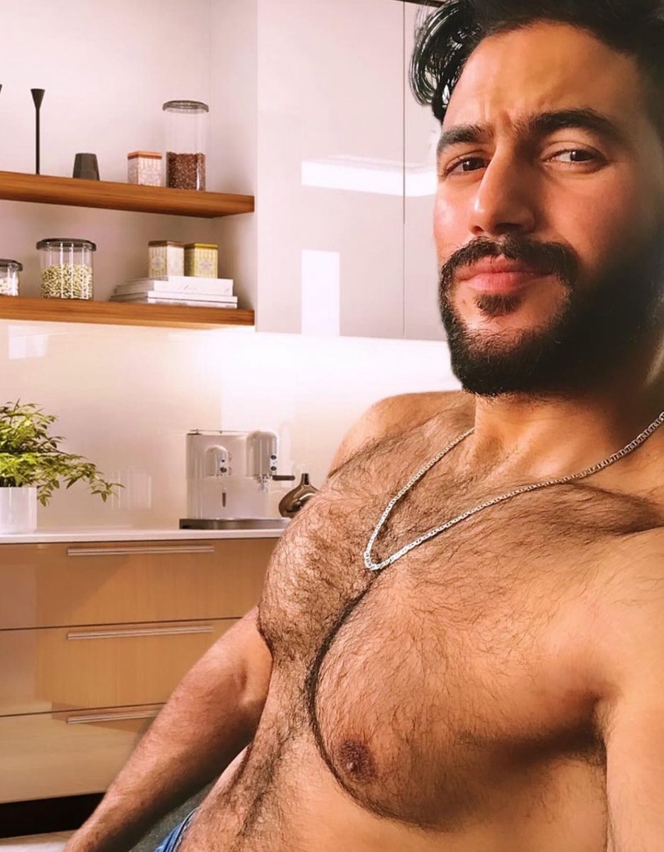 ArabMaleCeleb's tweet photo. المودل البحريني #مصطفى_جمال 🥵🔥#MostafaGamal https://t.co/dwYHYOwnuo