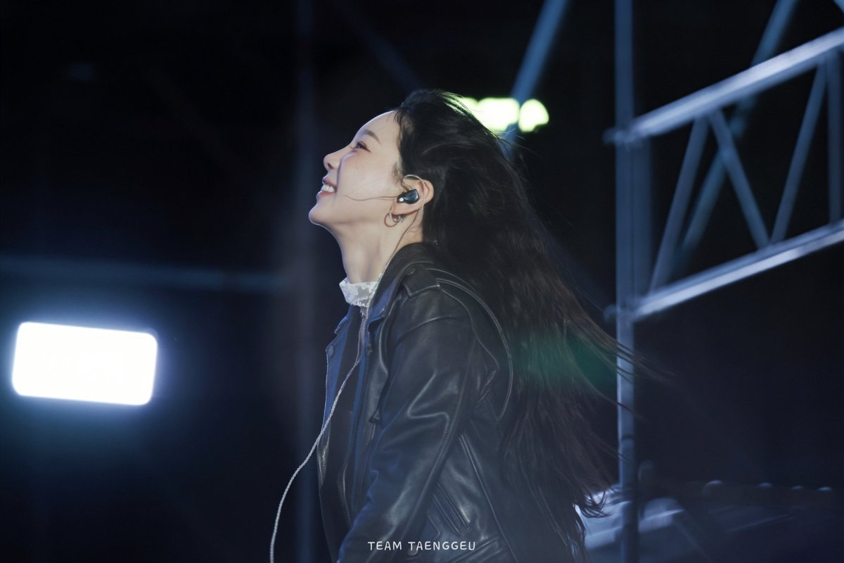 TeamTaenggeu's tweet photo. 251019 매들리메들리 태연

#태연 #TAEYEON #MADLYMEDLEY https://t.co/kx1MmFytSD