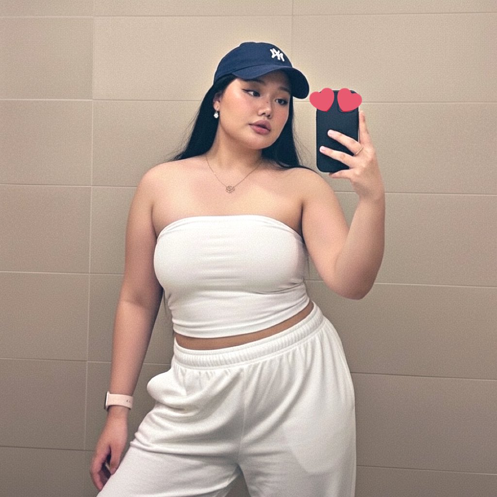 fernellle's tweet image. ↻/♥︎ moots + friends #promotwt 

✧ Ell 🇮🇩
✧ 23, she/her
✧ majoring graphic design
✧ valorant (sg), genshin, roblox
✧ art, design, anime, game, beauty, krnb
✧ dni minors, racists, sexists, homophobic

#valtwt #robloxtwt #gesnhintwt #collegetwt #studytwt #anitwt #moothunt