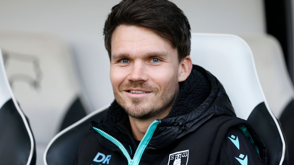 Fuck all the idiots with this 🚫 through his face already! Good luck to him. He needs our support. A successful manager equals a successful Rangers team. We need to give him all the support to give him the best chance.