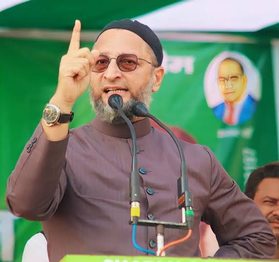 𝐊𝐡𝐮𝐫𝐬𝐡𝐞𝐝 𝐏𝐚𝐭𝐡𝐚𝐧 خورشید پنهان (@aimim_kld_313) on Twitter photo जो बिहार में विधायकी का टिकट लेने के लिए लाइन में खड़े रहते थे।
अल्लाह ताला ने उन लोगों को टिकट बांटने वाला बना दिया <a href="/aimim_national/">AIMIM</a> पार्टी के जरिए।
<a href="/asadowaisi/">Asaduddin Owaisi</a> <a href="/Akhtaruliman5/">Akhtarul Iman</a> <a href="/AadilHasanAdv1/">Aadil Hasan Adv</a>
<a href="/imRanaRanjit/">Rana Ranjit Singh</a> <a href="/warispathan/">Waris Pathan</a> <a href="/Md_MajidHussain/">Majid Hussain</a>
#BiharElection2025 #BiharPolitics जो बिहार में विधायकी का टिकट लेने के लिए लाइन में खड़े रहते थे।
अल्लाह ताला ने उन लोगों को टिकट बांटने वाला बना दिया <a href="/aimim_national/">AIMIM</a> पार्टी के जरिए।
<a href="/asadowaisi/">Asaduddin Owaisi</a> <a href="/Akhtaruliman5/">Akhtarul Iman</a> <a href="/AadilHasanAdv1/">Aadil Hasan Adv</a>
<a href="/imRanaRanjit/">Rana Ranjit Singh</a> <a href="/warispathan/">Waris Pathan</a> <a href="/Md_MajidHussain/">Majid Hussain</a>
#BiharElection2025 #BiharPolitics