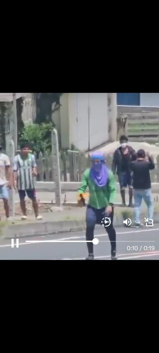 samantaperero_'s tweet photo. @wambraEc Coincidencias? https://t.co/XlQEyE4Yt2