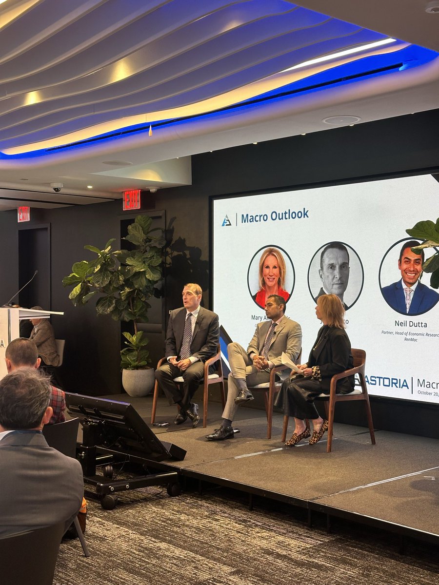 John Davi (@astoriaadvisors) on Twitter photo Our first speaker panel is up! Mary Ann Bartels (<a href="/mabartels1/">Mary Ann Bartels </a>), Neil Dutta, Jim Bianco (<a href="/biancoresearch/">Jim Bianco</a>) are discussing the US Macro Outlook—everything about the Fed Dual mandate and liquidity squeezing from regional banks. Super great insights from all! Our first speaker panel is up! Mary Ann Bartels (<a href="/mabartels1/">Mary Ann Bartels </a>), Neil Dutta, Jim Bianco (<a href="/biancoresearch/">Jim Bianco</a>) are discussing the US Macro Outlook—everything about the Fed Dual mandate and liquidity squeezing from regional banks. Super great insights from all!