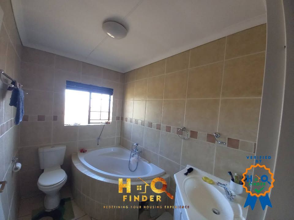 HaoFinder's tweet image. Kasarani 1-Bedroom: I am looking for a 1-bedroom apartment in Kasarani, Mwiki area. Must have daily water supply, good security, and be near the main road. Budget: Ksh 15,000. Need to move in by month&apos;s end. Any leads?

👉 haofinder.com/property-reque…

#Kasarani #Mwiki #1Bedroom…