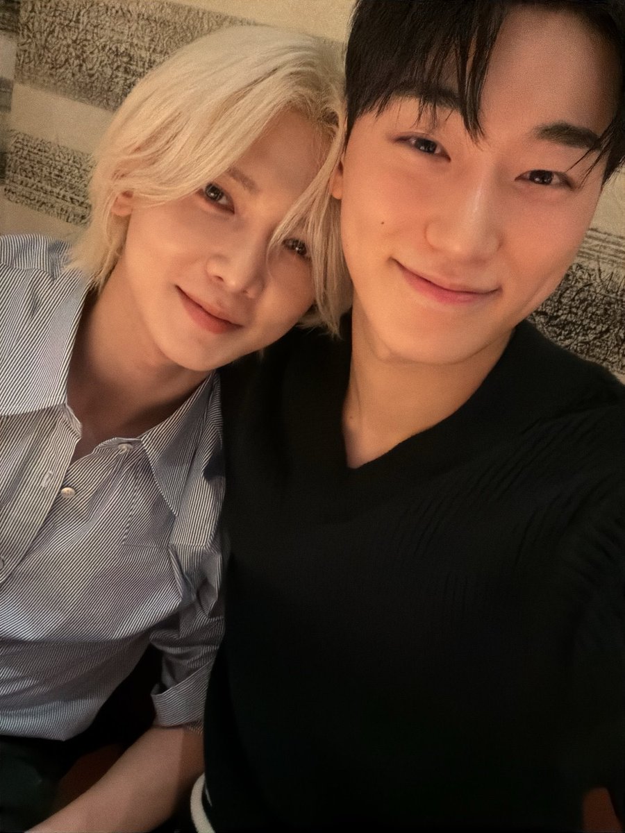 251020 #에이티즈 #최산 
여상이 인스타 스토리 🐶🐱