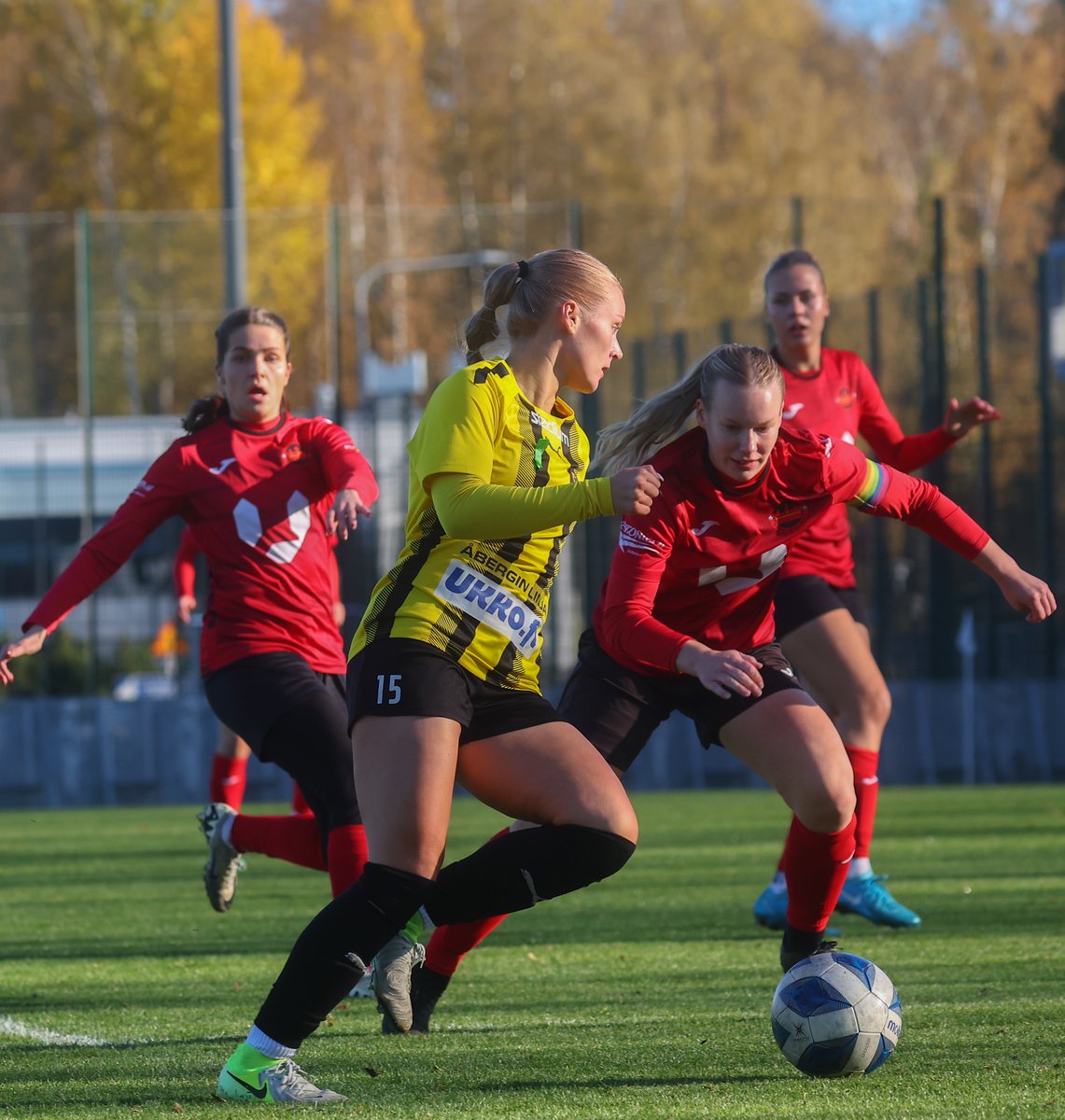 Kauden viimeinen kuvapläjäys!

FC Honka 1-0 PKKU 18.10.2025

📸: Juhani Järvenpää

Kaikki kuvat ➡️ flic.kr/s/aHBqjCxUN3

#MeOllaanHonka #KansallinenYkkönen