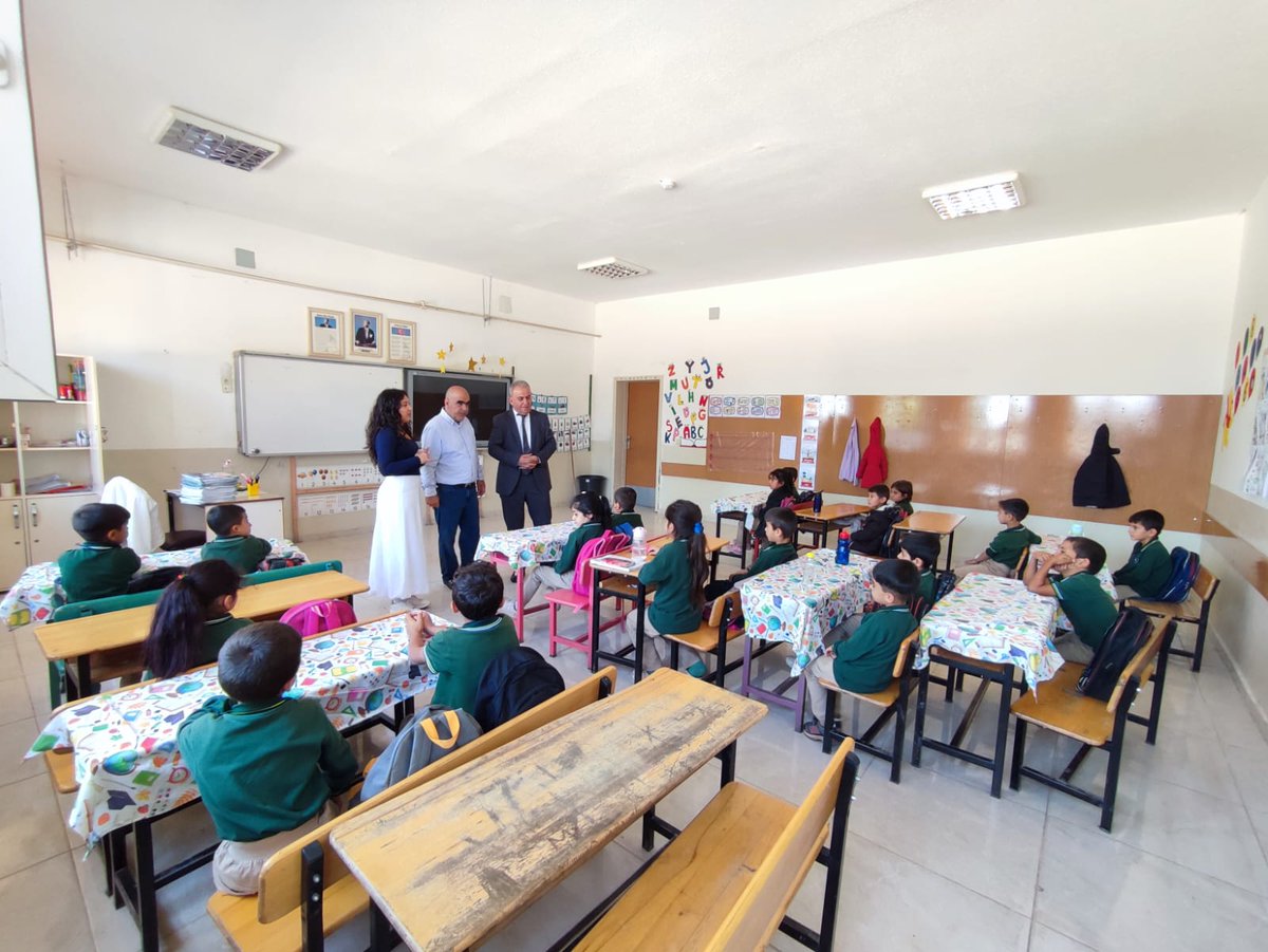 🏫 Gölen İlk-Orta okulunu Ziyareti

İlçe Millî Eğitim Müdürümüz 
Sayın Mehmet Han ÖZDEMİR, 
Ziyarette öğretmen ve öğrencilerle bir araya gelerek Valiliğimiz koordinesinde yürütülen Başarıyı İzleme ve Geliştirme Projesi (BİGEP) hakkında bilgilendirmelerde bulundu.