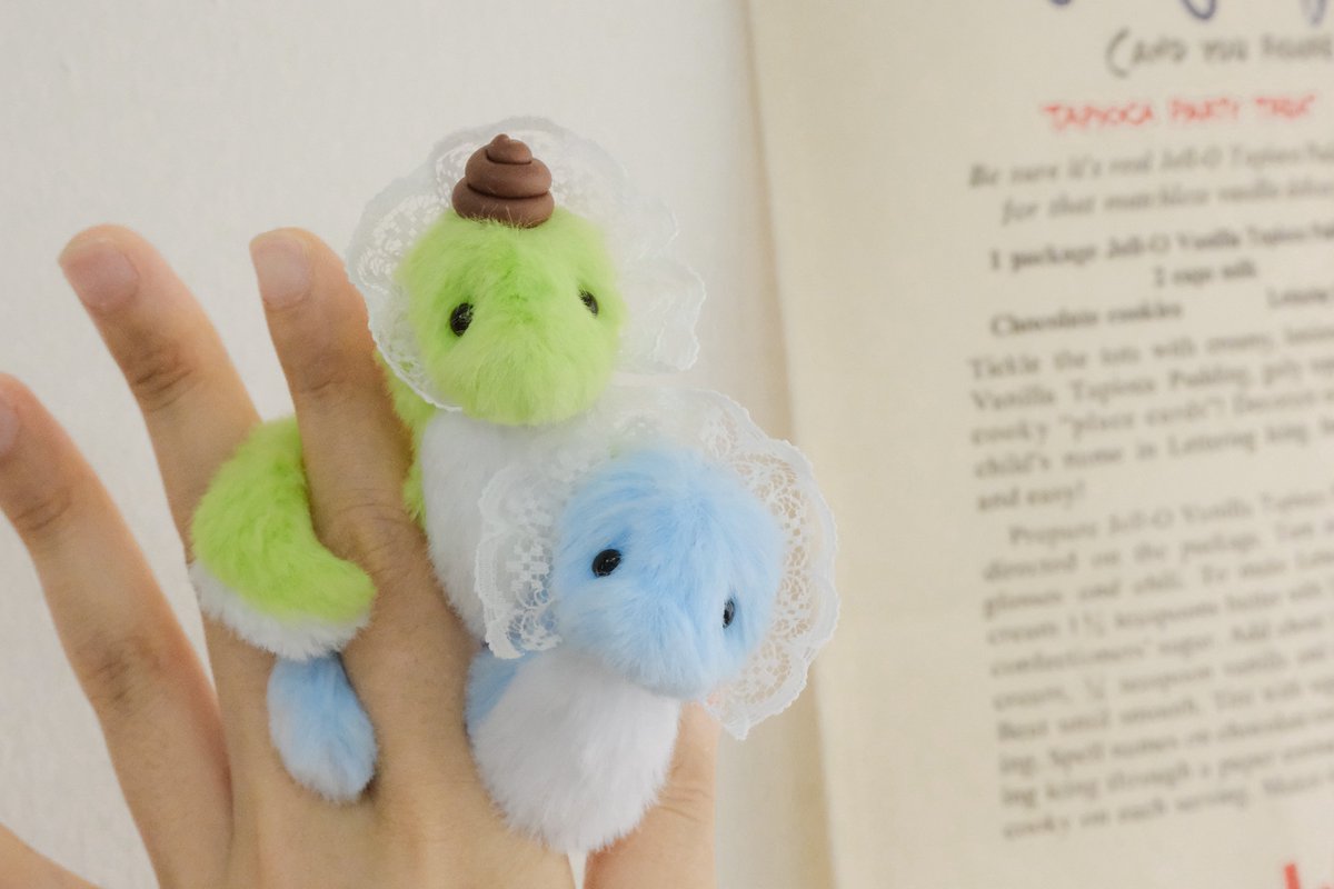 다음 마켓판매는 뱀이 될 것 같아요!

원하시는 컨셉이나, 색상, 보고싶은 친구들 멘션이나 인용으로 편하게 의견주시면 최대한 수렴해서 제작해볼게요 :)

커미션 작업 끝낸 후 11월 초~중순쯤 오픈할 것 같습니다!