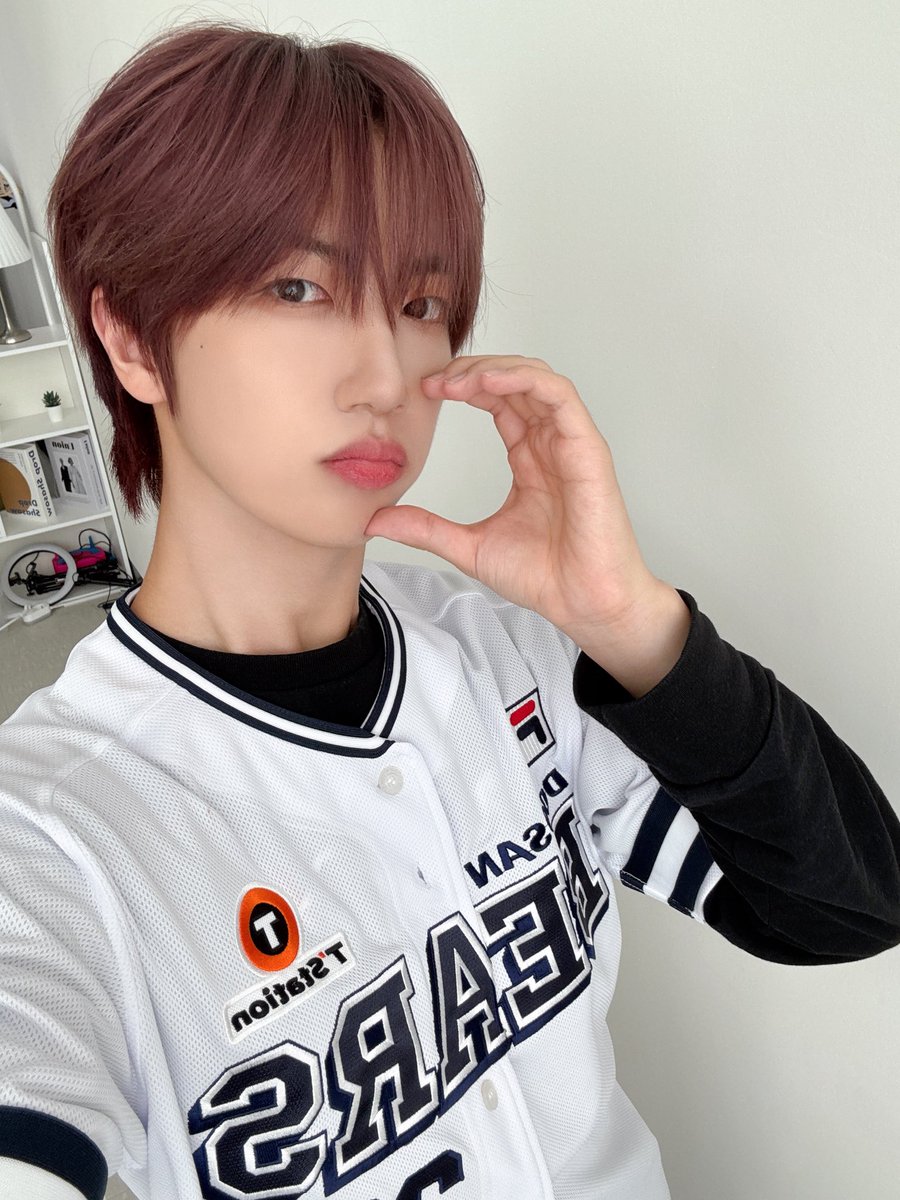 [📸]
#함런볼
⠀
#CRAVITY #크래비티
#원진 #WONJIN
#DaretoCrave
#SETNETG0?! #SETNETGO #셋넷고
