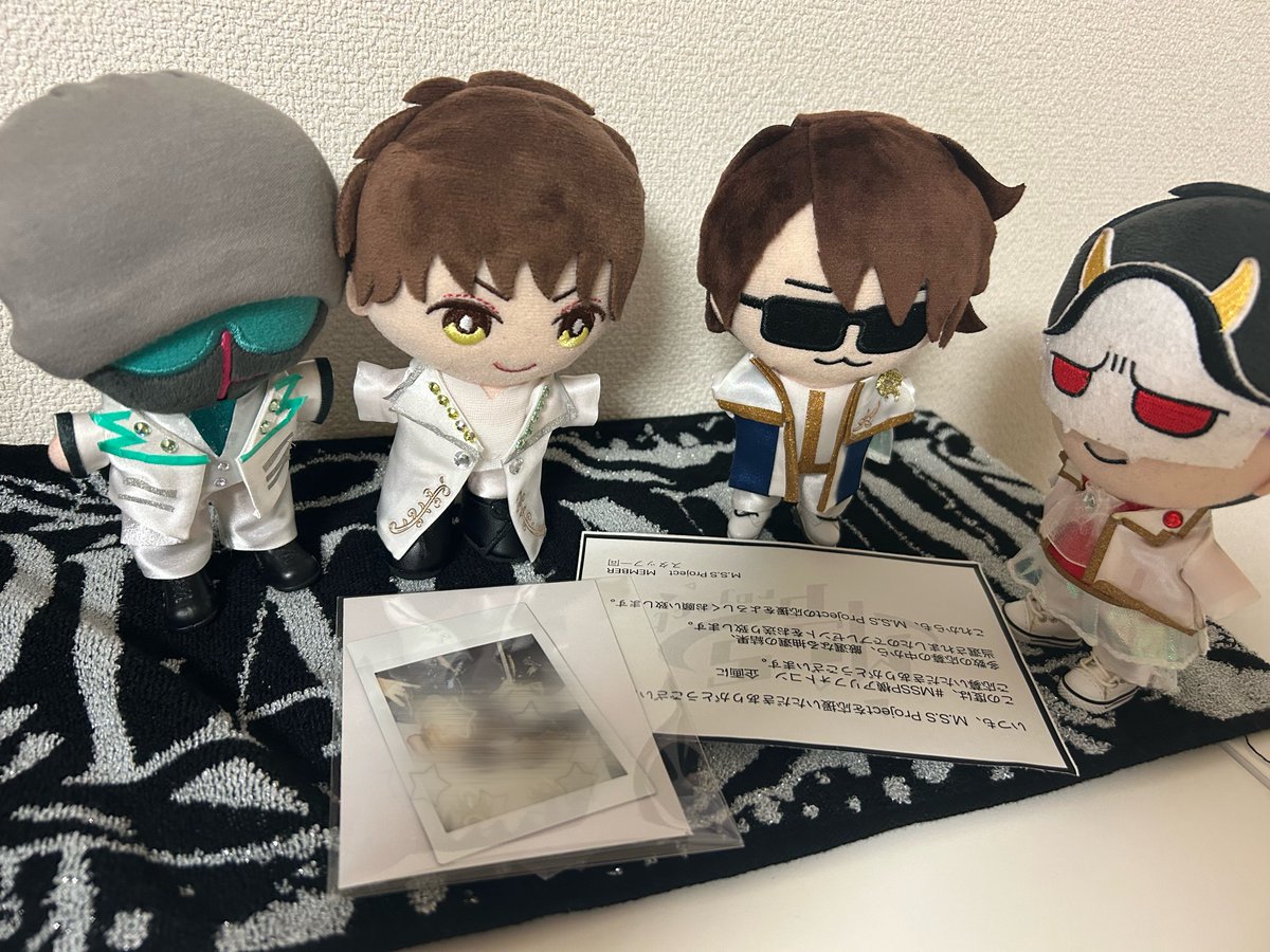 himaririri_fake's tweet image. 届くまでは夢か間違いかなにかかと思っていましたが、本当だったみたいで素敵な賞品をいただきました！
4人のチェキ……！家宝にさせていただきます🫶本当にありがとうございました！！
 #MSSP横アリフォトコン