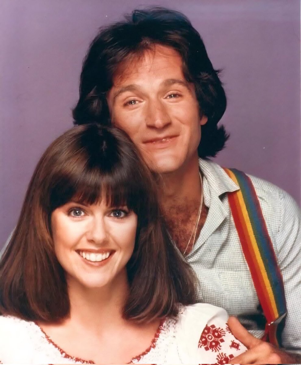 lippyent's tweet image. Can you name this TV Series 📺 from just this shot? Hmm 🤔 ?¿