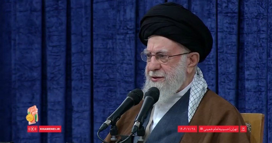 امام خامنه‌ای: 
صهیونیست‌ها انتظار این قدرت نفوذ و تخریب موشک ایرانی را نداشتند؛ این موشک‌ها شناسنامهٔ جوان ایرانی است و اگر لازم باشد باز هم استفاده خواهیم کرد.✌