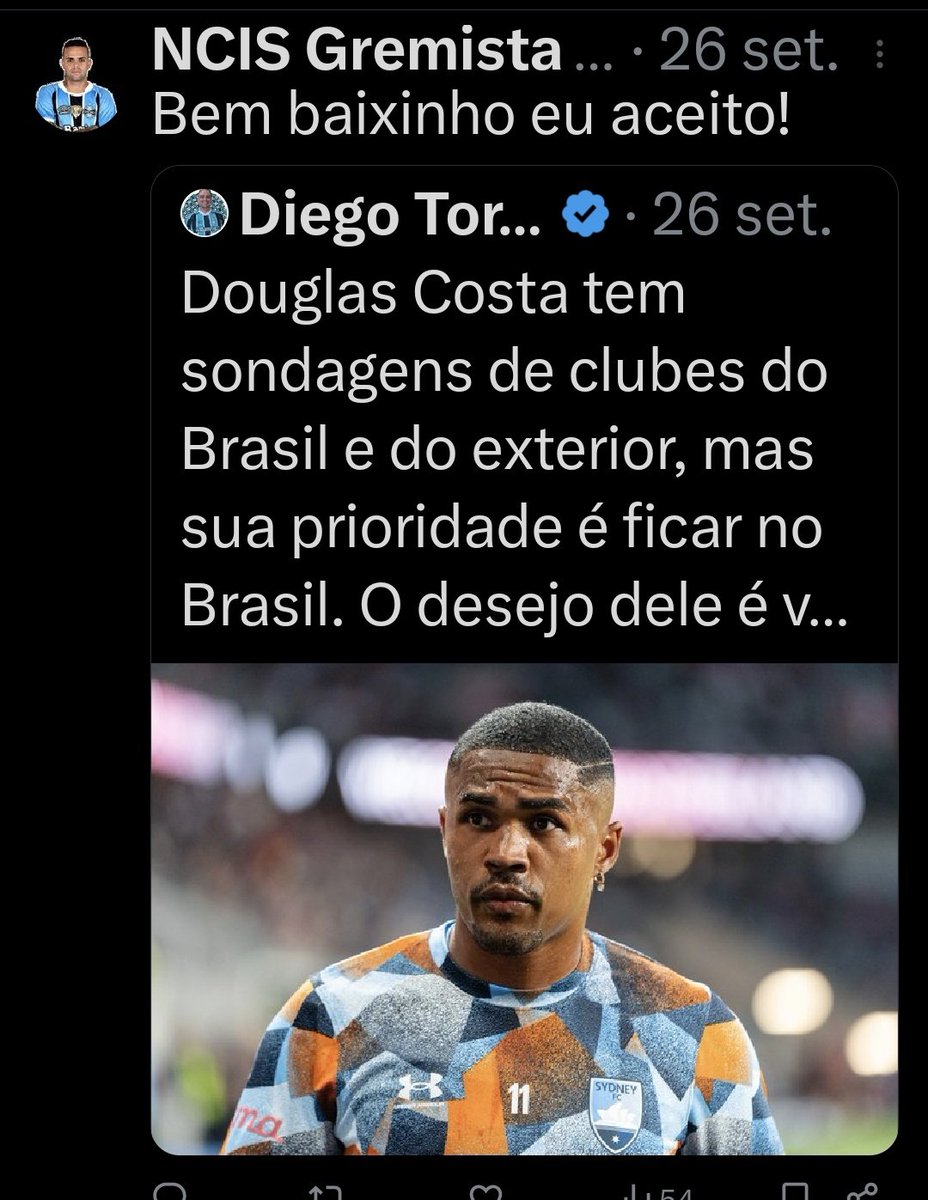 Os vagabundos que aceitam Douglas Costa me criticando por defender Kannemann...
O que virou parte desaa torcida... os caras odeiam  o Grêmio.