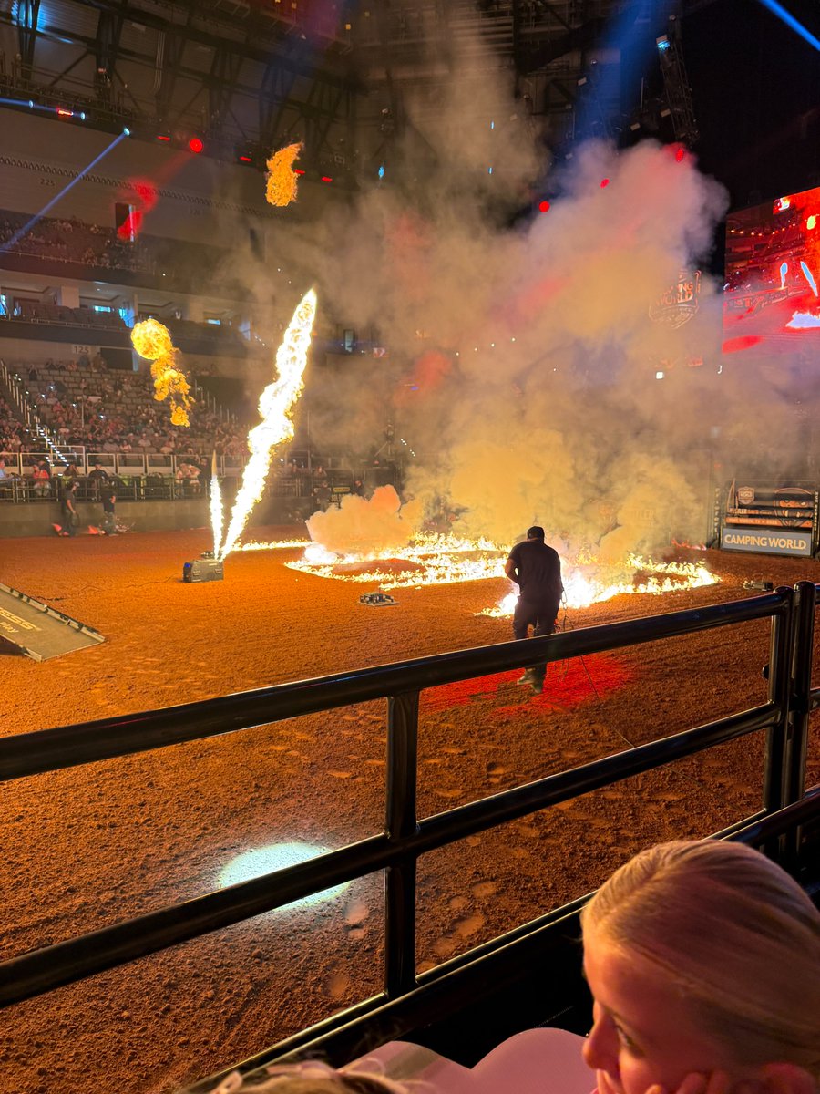 michaeldcrain's tweet image. Had a blast at #RattlerDays cheering on our @FortWorthRattlers at @DickiesArena! Florida Freedom took the win, but the Rattlers fought hard and earned a playoff bye—true cowboy grit! Grew up in a bull riding family (my brother Tracy did the riding!), so this event means a lot.…