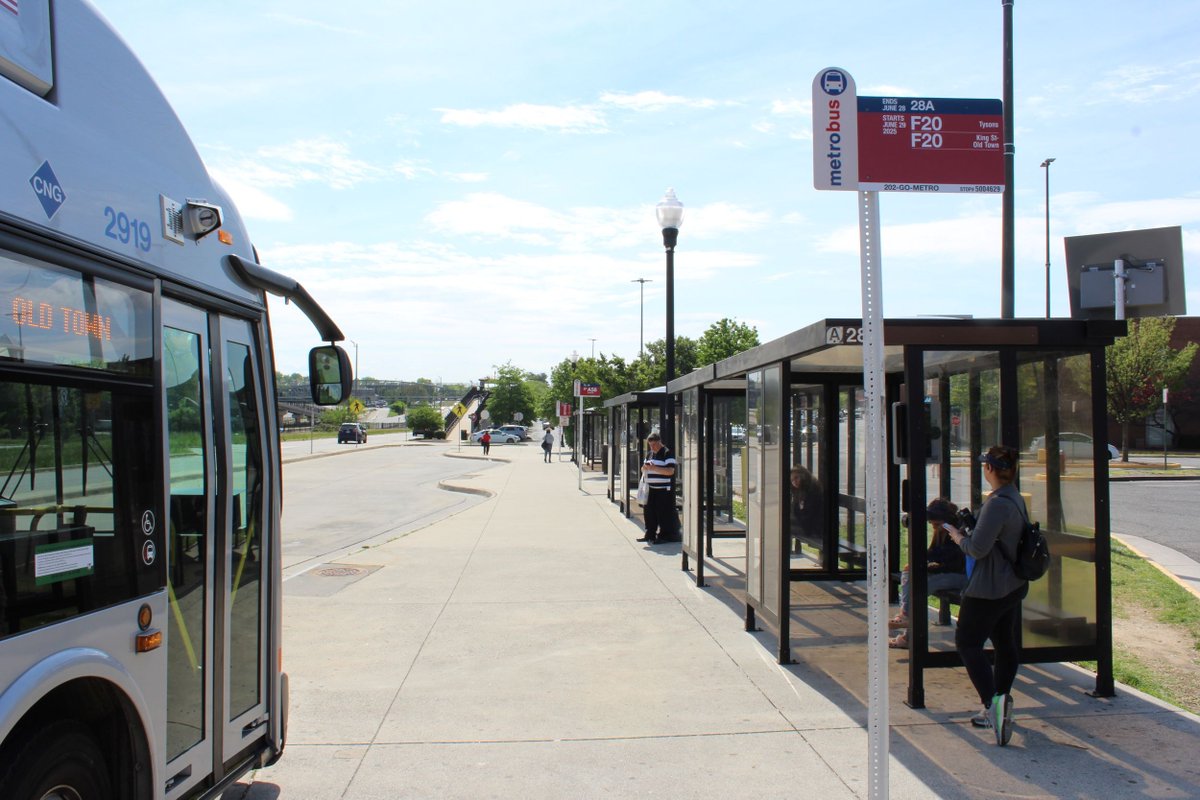 Route 7 BRT project advances; New bus between Prince William and Loudoun

hubs.la/Q03Pj9MD0
