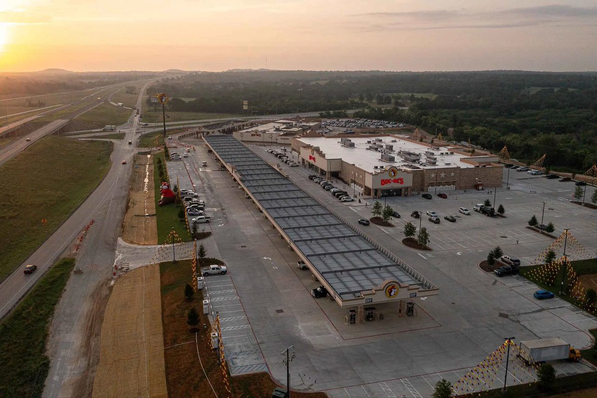 The European mind literally cannot comprehend Buc-ee’s.