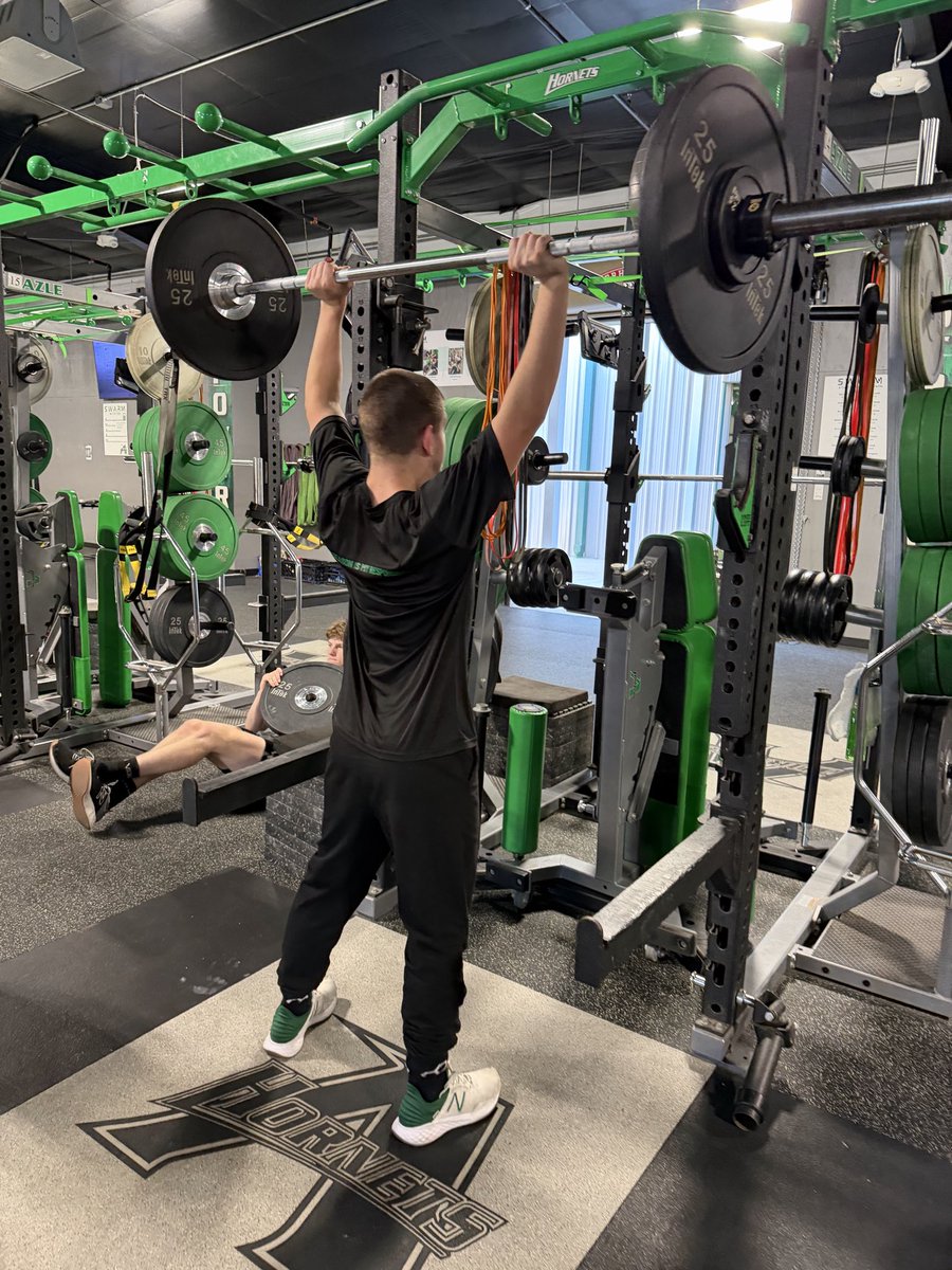 WrestlingAzle's tweet image. Hornet Wrestling kicked off the first AM practice of the 2025-2026 season this morning.
116 days until the State Tournament!

#roadtostate #EARNED #1%better #hornetstylewrestling