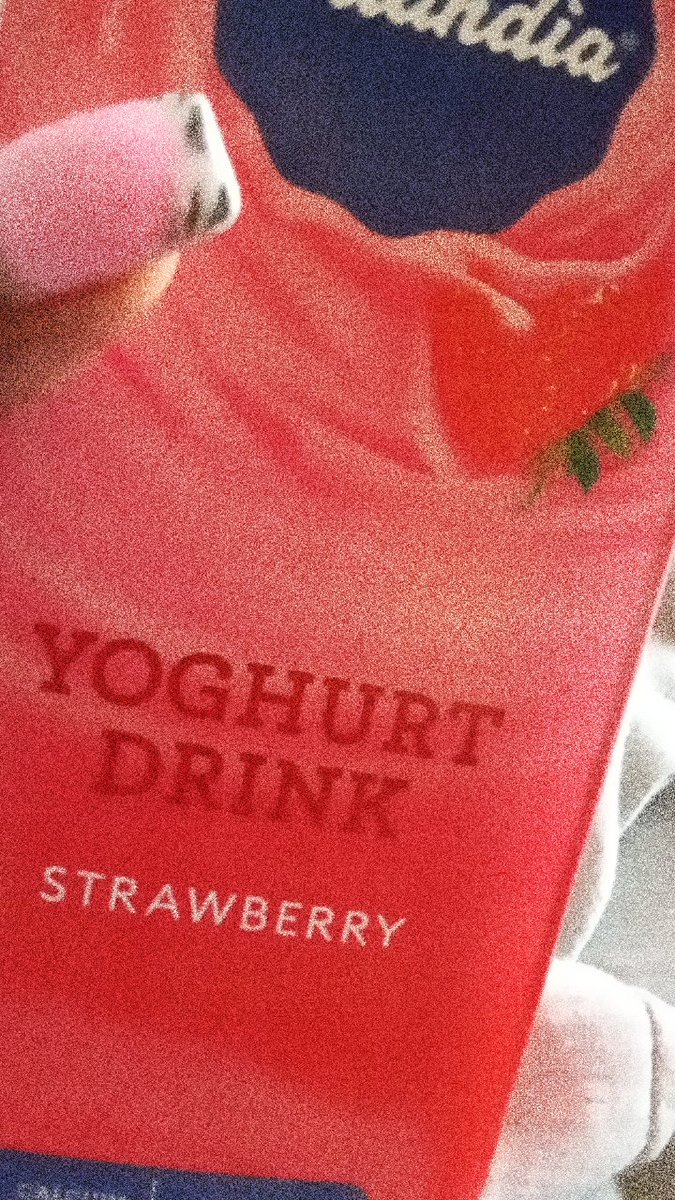 Komeofweb3's tweet image. I am a simple girl,while yapping about @cysic_xyz I&apos;m taking this yoghurt.🌚