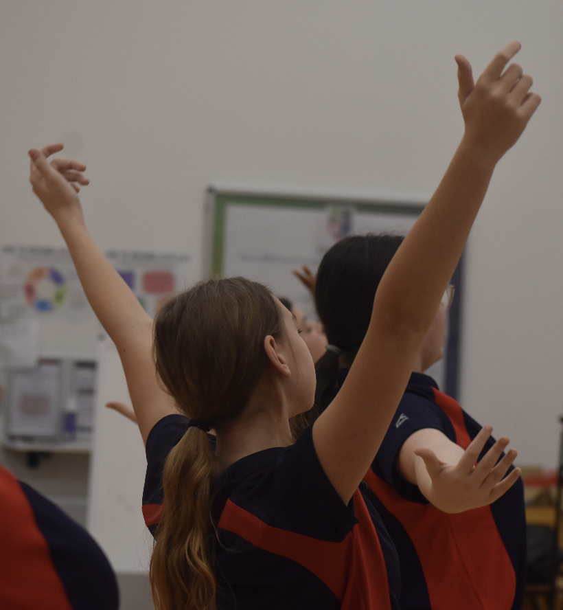 ChilternA's tweet photo. Thank You to @ngyt_uk for delivering a workshop to our dancers this afternoon! https://t.co/o1k8pe44bu