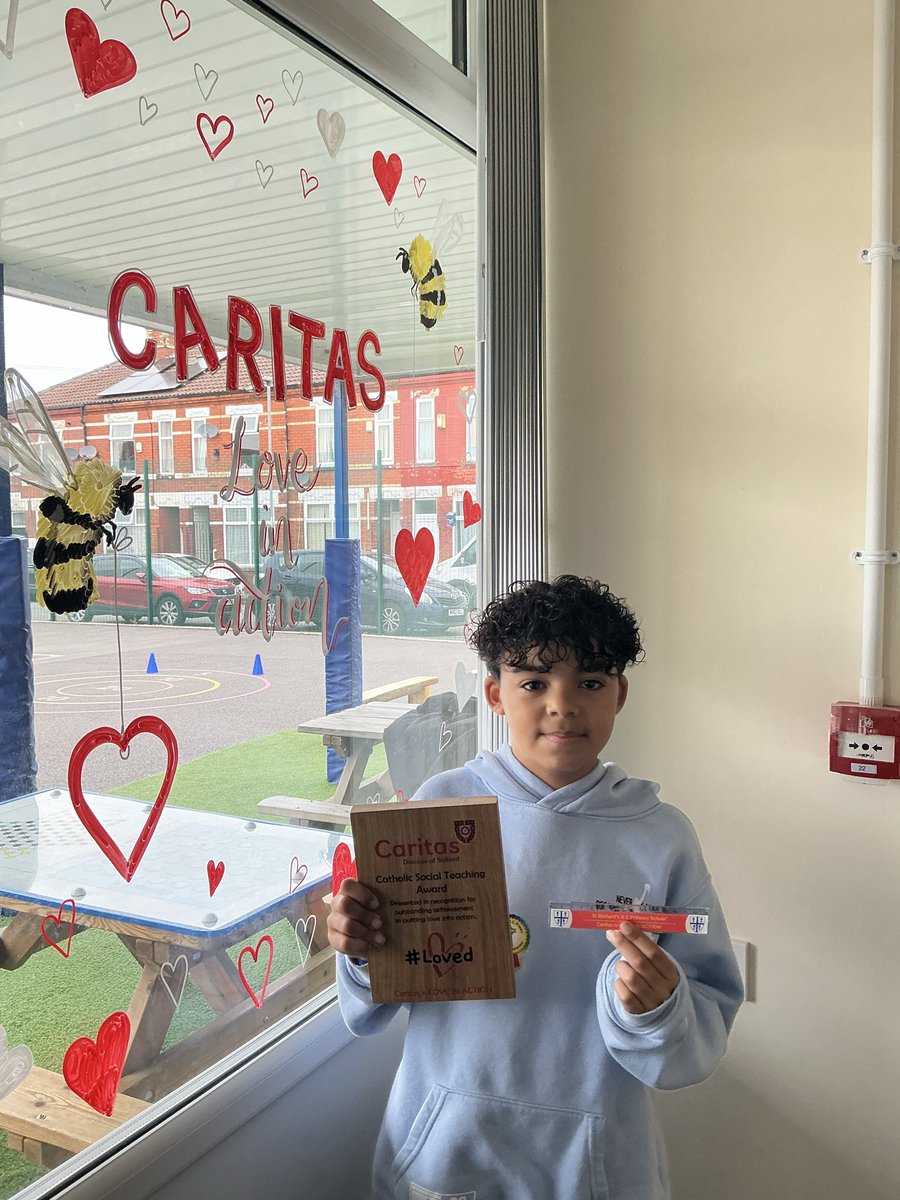 St. Richard's R.C. Primary School (@st_richards_rc) on Twitter photo Our Caritas award winner last week is from Class 9.
He won the award for his generous donations to our Harvest collection for Cornerstone Manchester. A true representation of putting our faith into action #CaritasInAction ❤️🐝
<a href="/CaritasSalford/">Caritas Salford</a> Our Caritas award winner last week is from Class 9.
He won the award for his generous donations to our Harvest collection for Cornerstone Manchester. A true representation of putting our faith into action #CaritasInAction ❤️🐝
<a href="/CaritasSalford/">Caritas Salford</a>