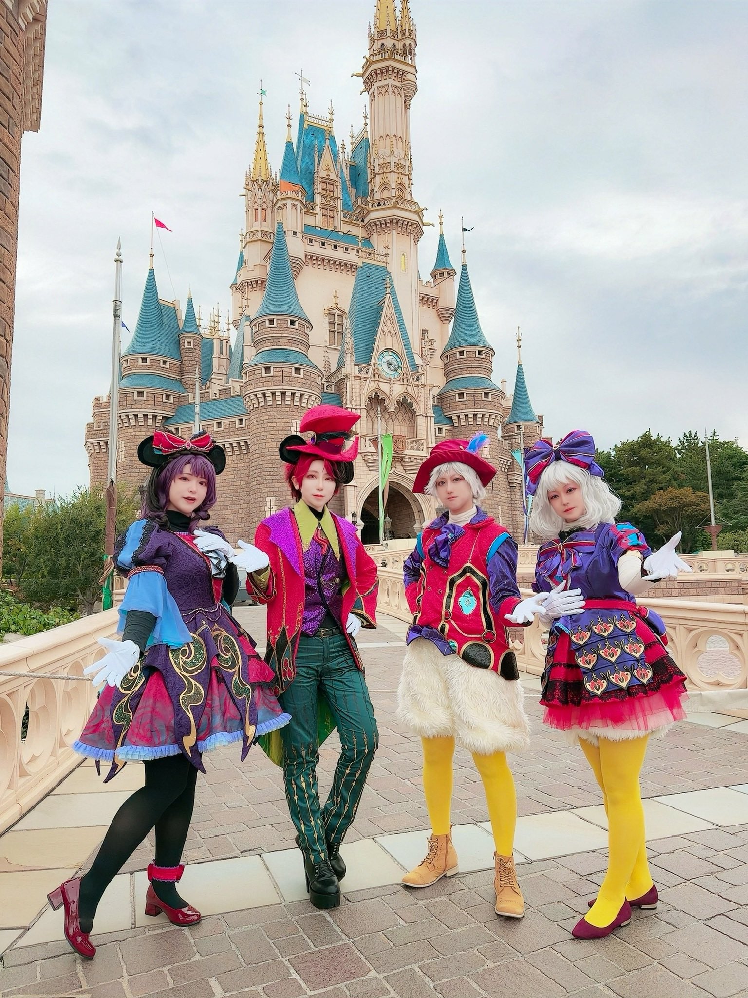 期間限定！ドナルド仮装　家族4人分✖︎→3人分　※デイジー姉　完売※ 期間限定！ドナルド仮装 家族4人分✖︎→3人分 ※デイジー姉