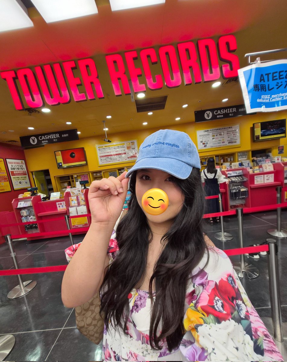 itsmejodiii's tweet image. #タワレコ渋谷生まれ変わるってよ 
I visited #TowerRecords specifically to see #TENBLANK's Album rack and signed poster! I'm so happy I was able to explore the iconic building before renovation. I posted it in IG and Yu-chan saw it! 😍 @TOWER_Shibuya
#佐藤健 #志尊淳
#町田啓太