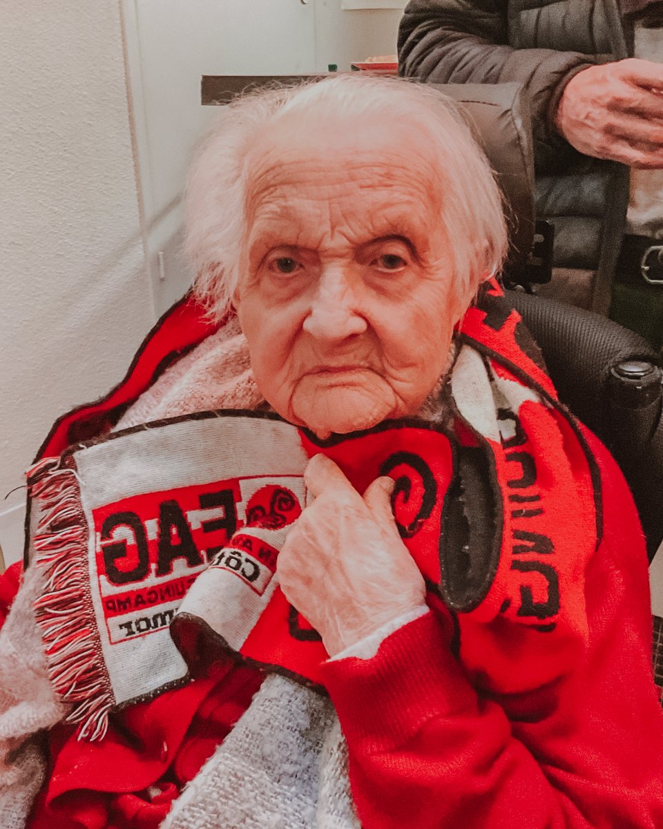 🕊️ 𝗘𝗹𝗶𝘀𝗮 𝗞𝗲𝗿𝗼𝗺𝗲𝘀𝘁 nous a quittés, doyenne des supporters d'𝗘𝗻 𝗔𝘃𝗮𝗻𝘁, à l’aube de ses 105 ans.

Le club adresse ses sincères condoléances à sa famille.