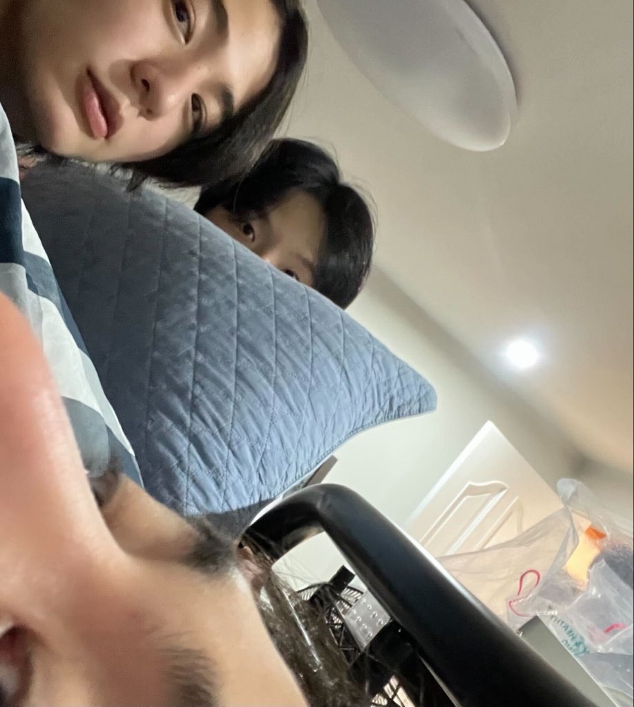 유딩리링 tweet media