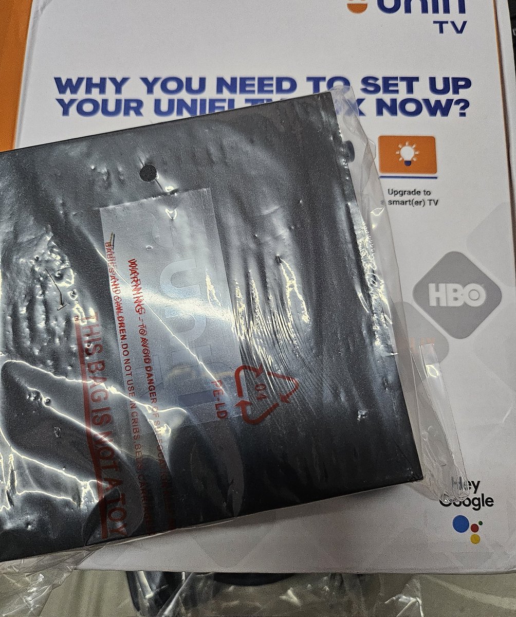greenteh8's tweet photo. @unifi what am i supposed to do with this??is this the reason im not able to watch certain channels??? https://t.co/IZD870mo8O