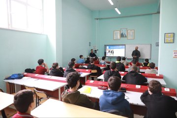 Eğitimlerin düzenlenmesinde emeği geçenler