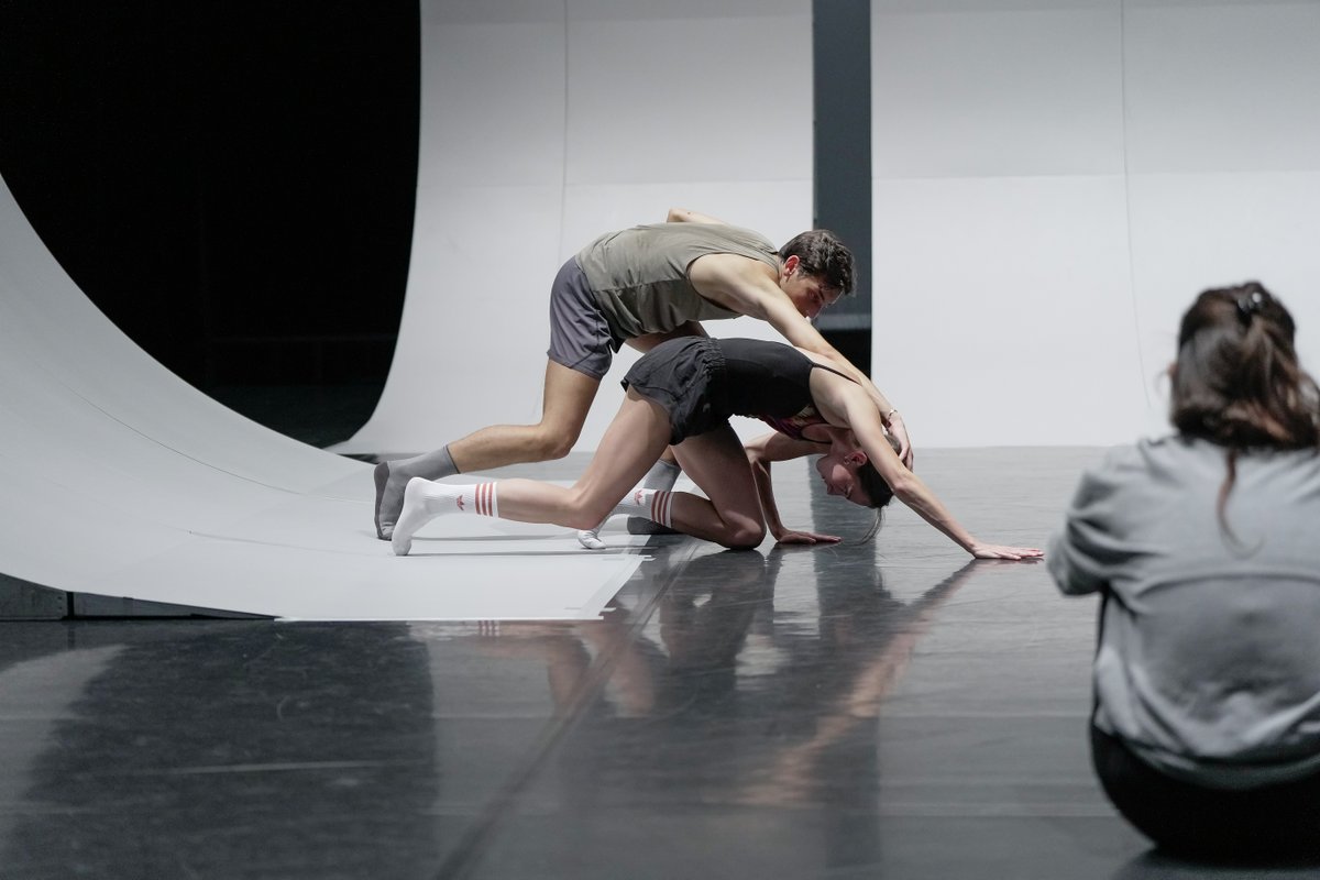 In rehearsal with Vittoria Girelli // Stuttgart Ballet

Photo 1 by Admill Kuyler, Photos 2 &amp; 3 by Roman Novitzky

*Find upcoming works by female choreographers and SO MUCH MORE in DDP's weekly Global Update: Bailey's Blog, on our website AND now Substack!