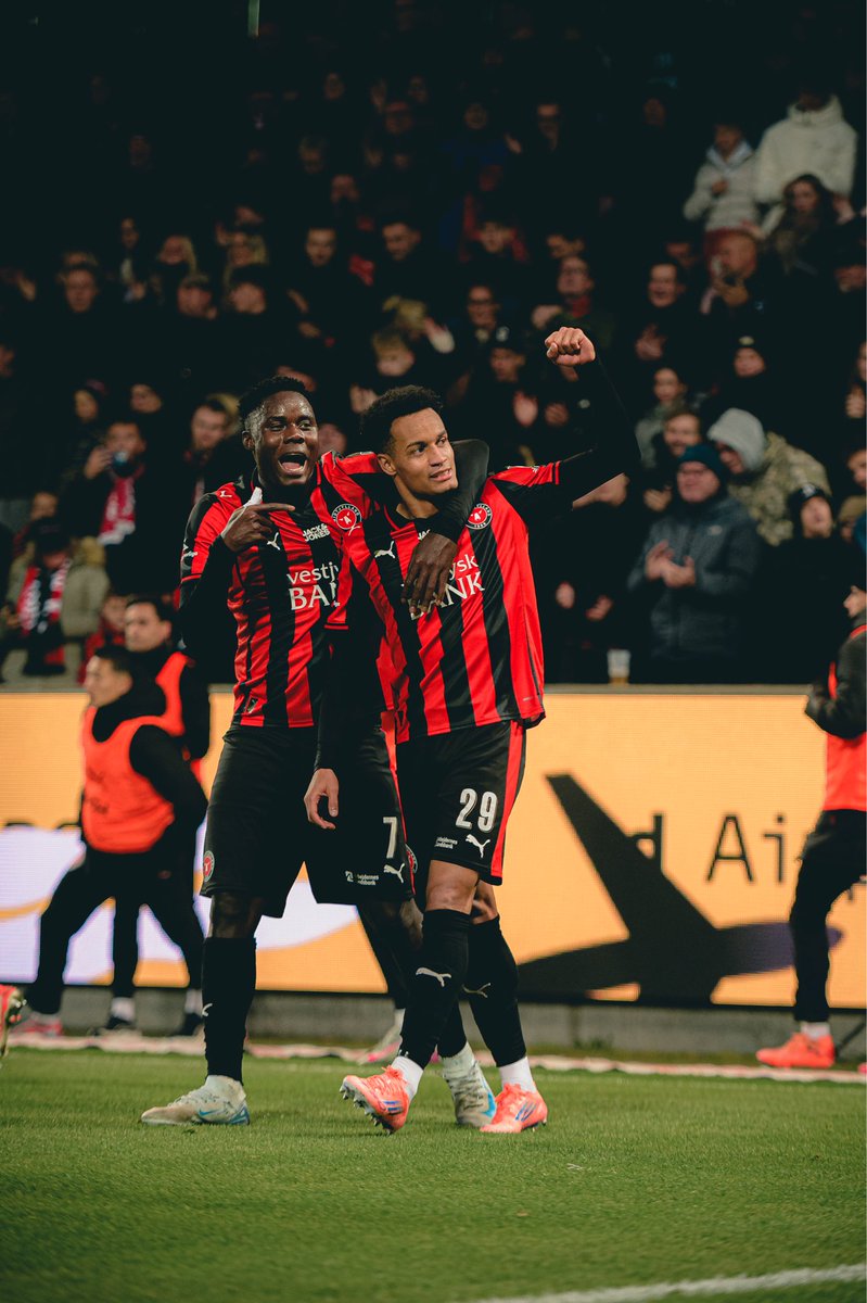 Paulinho tweet media