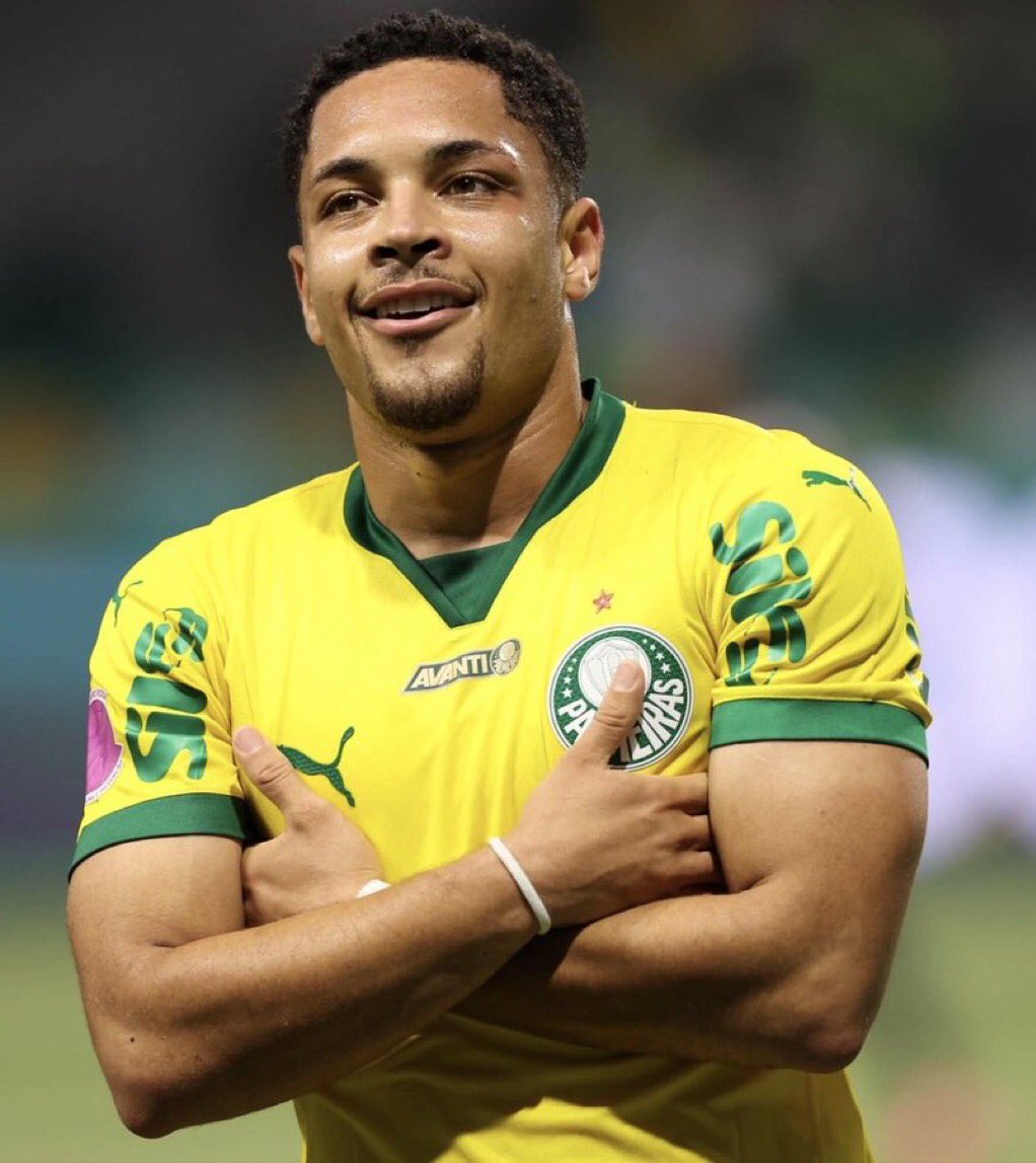 CFD_Oficial's tweet photo. Você só pode escolher um para usar a 9 da Seleção Brasileira

Pedro ou Vitor Roque? https://t.co/K31KHAgMrm