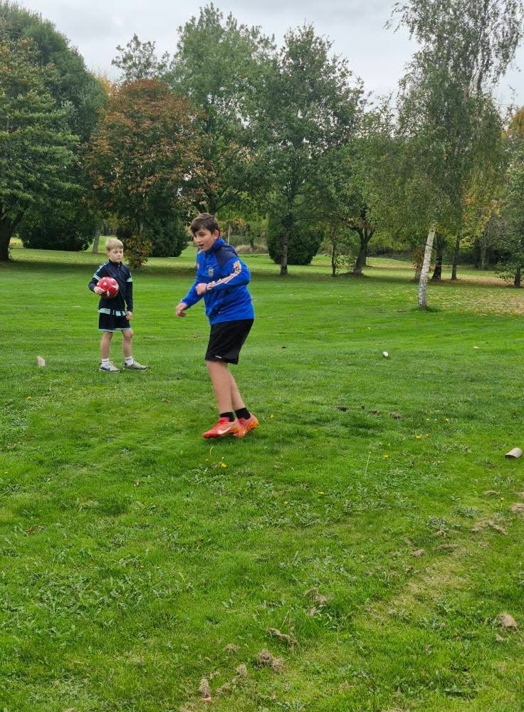 clonmel_og's tweet photo. End of season activity with our U11s on Saturday.
Footgolf at @slievenamongolf 
Great fun.
Thanks to our coaches for looking after this group all year.
@DavidWall101 
@NoelWalshie https://t.co/ojpWOHLQCe