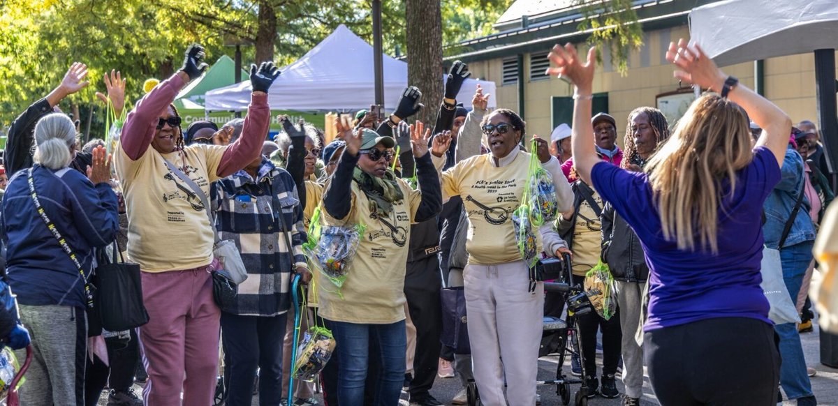 pcacares_org's tweet image. Over 500 older adults joined PCA at Lloyd Hall on Boathouse Row for the 13th Annual Senior Strut. A day of fitness, fun, and healthy aging. buff.ly/FlFpMjp @whyy

#SeniorStrut #HealthyAging #PCACares