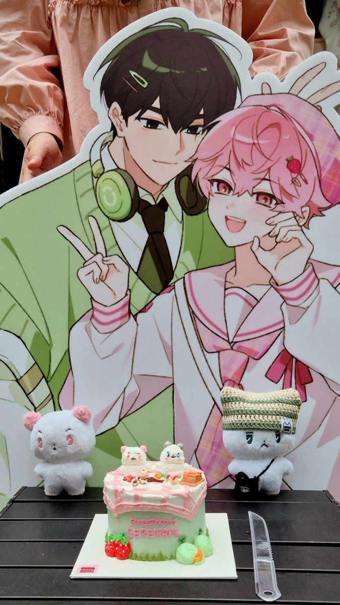 halfpetal_'s tweet image. I had so much fun yesterday that i got dopamine rush 😩🖤💗 glad I got the opportunity to meet my moots and making new moots at the same time! and thank you to the organiser for making it so much fun! 😚🌸
#SweetheartSerenade #HAMBAMpicnicMY