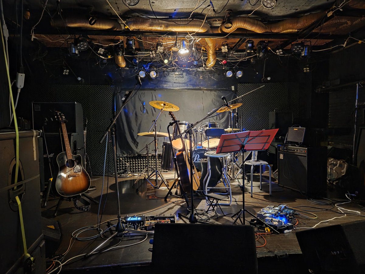 takahime's tweet photo. 竹本孝之 Crossroads of Life tour 2025 Live in 諫早&amp;長崎
行ってきました！

どちらも素敵なステージでした。充実した2日間でした！
魂のこもった歌声とギター🎸心が震えました。
沢山の人に聴いてもらいたいな✨
マンボーさんとのコラボもサイコーでした！

#竹本孝之
#mambo稲松 https://t.co/rXQMjIpohN