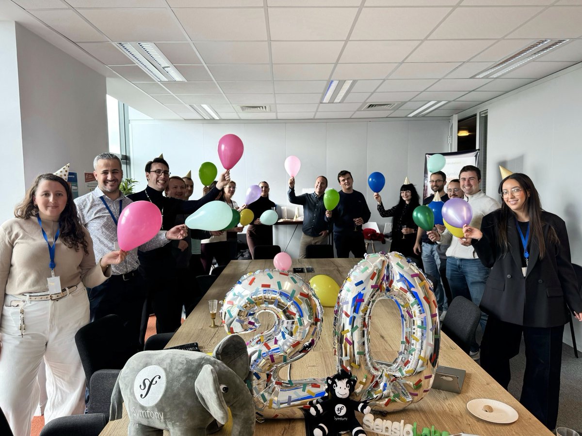 sensiolabs's tweet image. 🎂 Happy 20th anniversary @Symfony 

What a journey! From a small open-source project to one of the most trusted #PHP frameworks worldwide

In celebration of this milestone, we invite you to explore 20 years of #Symfony &amp;amp; enjoy a trip down memory lane 👉 tinyurl.com/wc44pdja