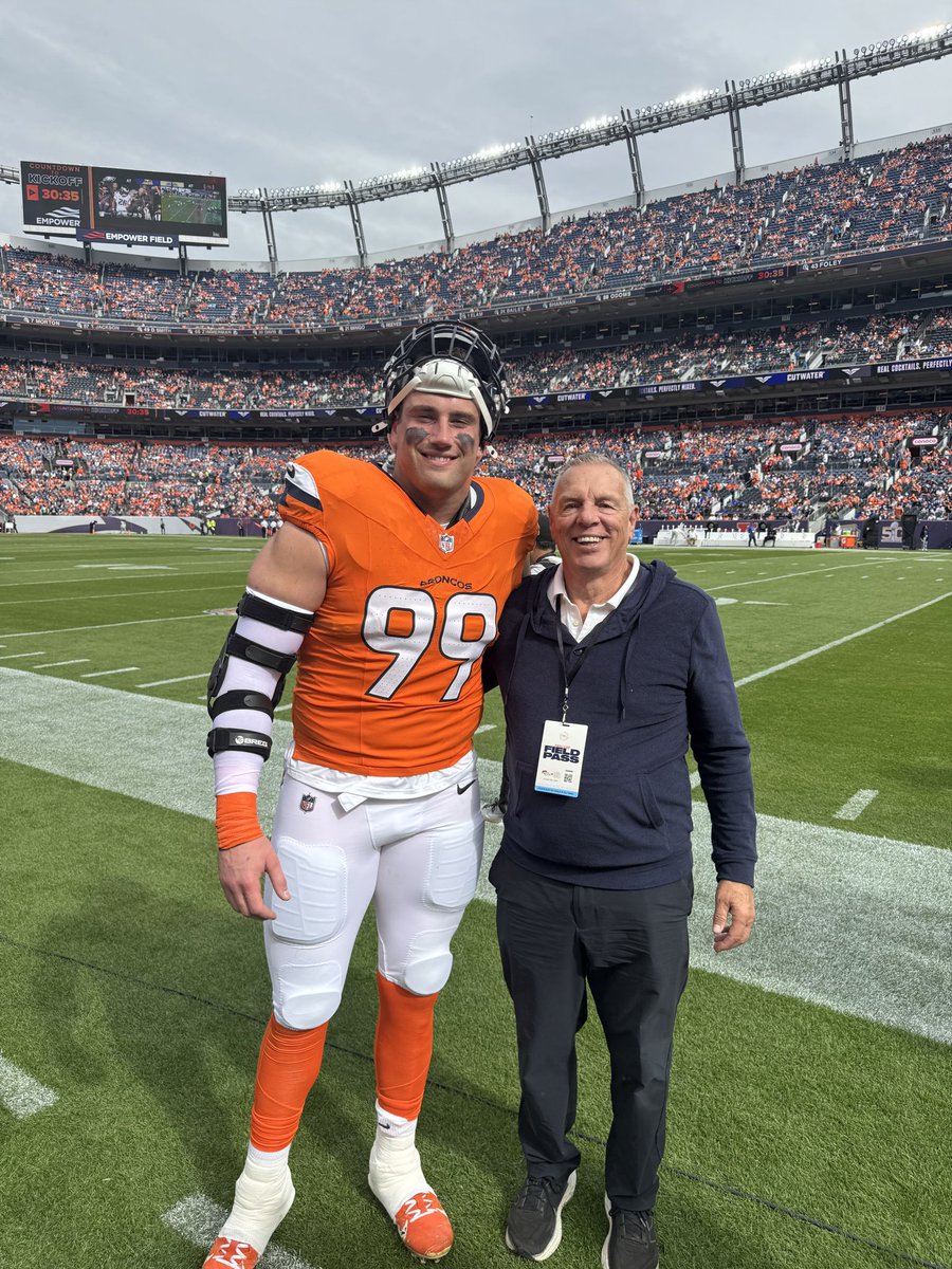 What a day to be in Denver! Great to see <a href="/TheZALLEN44/">Zach Allen</a> in an unforgettable game! #cthsfb