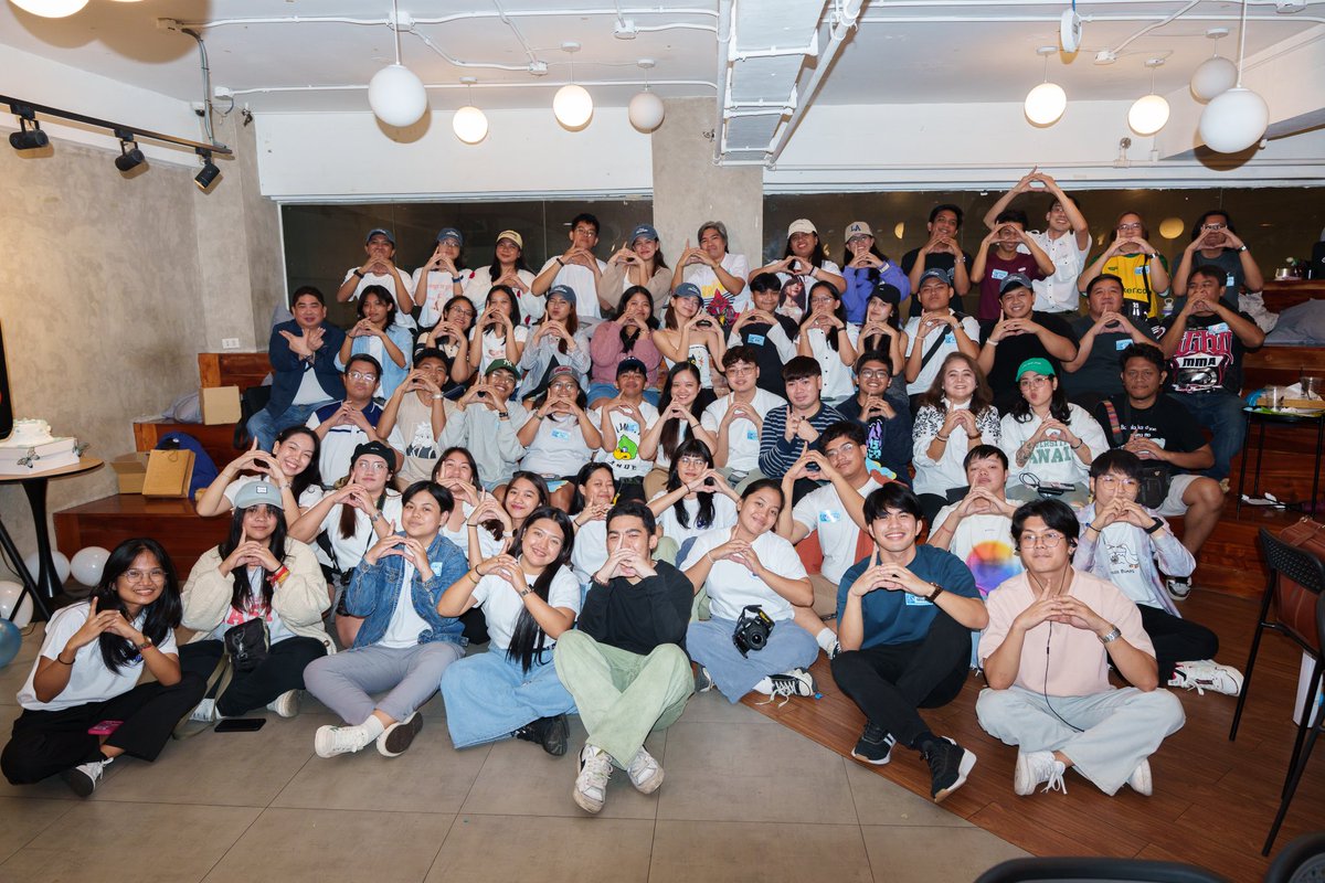 Charms hand sign is back! 🍊

We're so grateful for the love and support from each and every one of you. It was a day filled with laughter, love, and unforgettable moments. Thank you for making the event truly magical! 🩵

#CHAEsingPeaceAt24 #KAIA_CHARLOTTE <a href="/charlottescrtr/">charlotte! 🌺</a>