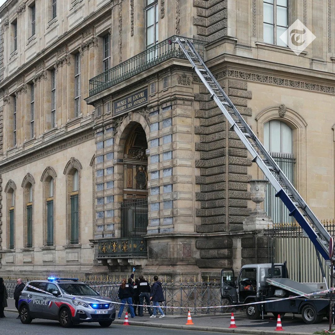 Indie5051's tweet image. El día que sientas que no puedes hacer algo por pena a que te vean, recuerda que los ladrones del Louvre entraron con una ESCALERA telescópica, si, así como si nada: