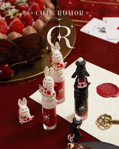 Cute Rumor

［可愛すぎるパケ買いコスメ✦.*］

♥️アリスのお茶会をモチーフにしたコスメ
♠️発色からパッケージまで可愛い

🂱🂡🃑🃁🂱🂲🂳🂴🂵🂶🂷🂸🂹🂺🂻🂼🂾🃒🃓🃔🃕🃖🃗🃘🃙