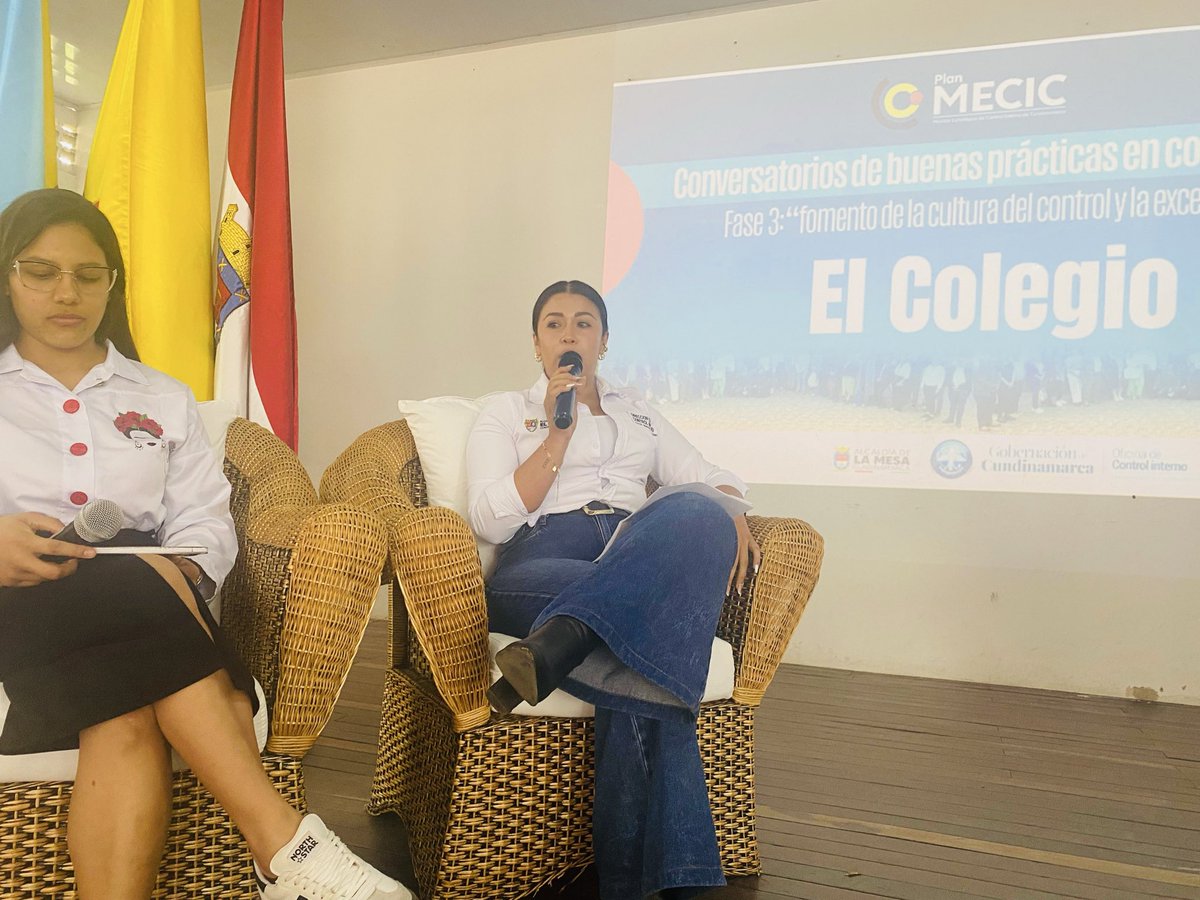 ControlIntCund's tweet photo. #Conversatorio | El municipio de #ElColegio presentó la buena práctica “Embajadores del Control: cultura de autocontrol desde las dependencias”, liderada por la jefe OCI Xiomara Camelo 🏛️🤝. Una estrategia que fortalece la gestión y promueve el compromiso de los servidores. 💡👏 https://t.co/6wN56fK2q7
