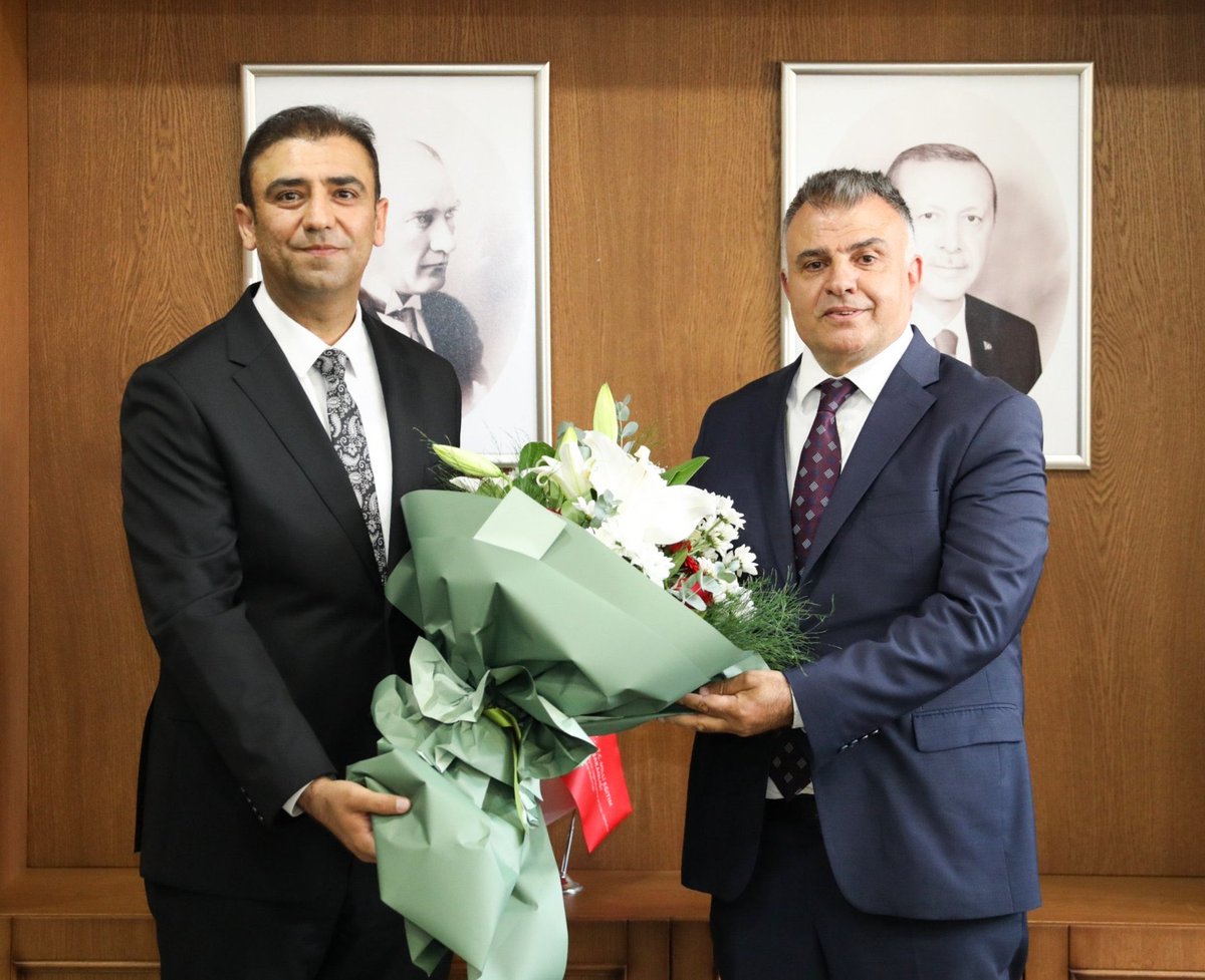 MEB Ölçme, Değerlendirme ve Sınav Hizmetleri Genel Müdürü olarak atanan İl Milli Eğitim Müdürümüz
 Sn. Erdal Kılınç’a Gaziantep eğitimine yaptığı katkılarından dolayı teşekkür ediyor, yeni görevinde başarılar diliyorum. 

Gaziantep İl Milli Eğitim Müdürü görevine atanan Sn. Önder