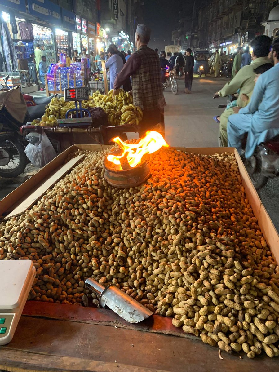 PeshawarX's tweet image. Qissa Khwani Bazar Peshawar 
#QissaKhwaniBazarPeshawar #Peshawar #PeshawarCity