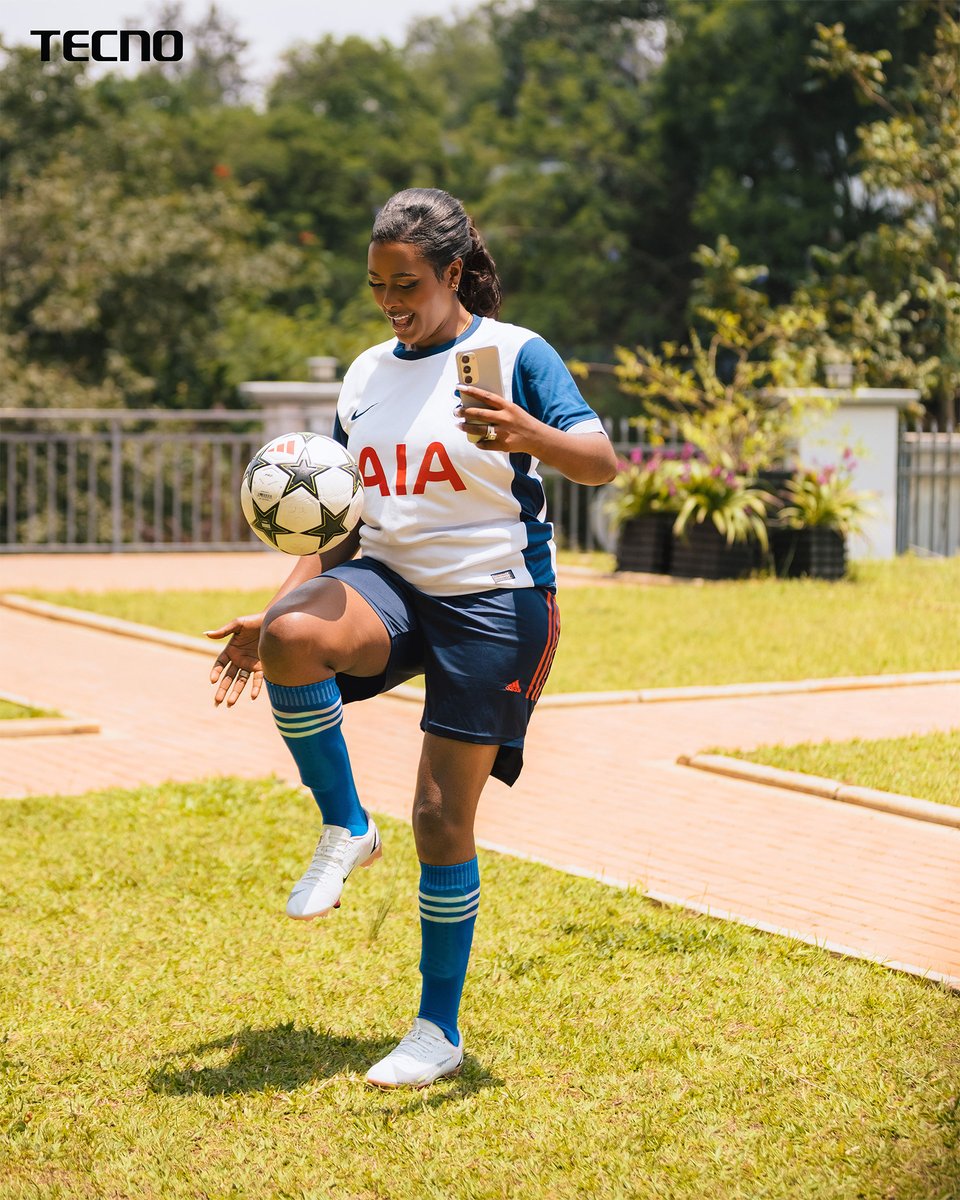 TECNOMobileRW's tweet photo. #spark40proplus is caring partner in your hobby😍. Same goal with a smartphone with FlashSnap capacity which captures object at any speed ⚡.

#spark40series #tecnoai #spark40proplus https://t.co/f2k2TQnPWc