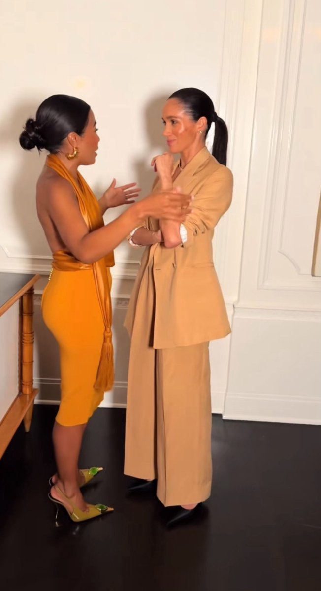 KayRoss96's tweet image. Meghan Sussex with Emma Grede 

#ASeatAtTheTable