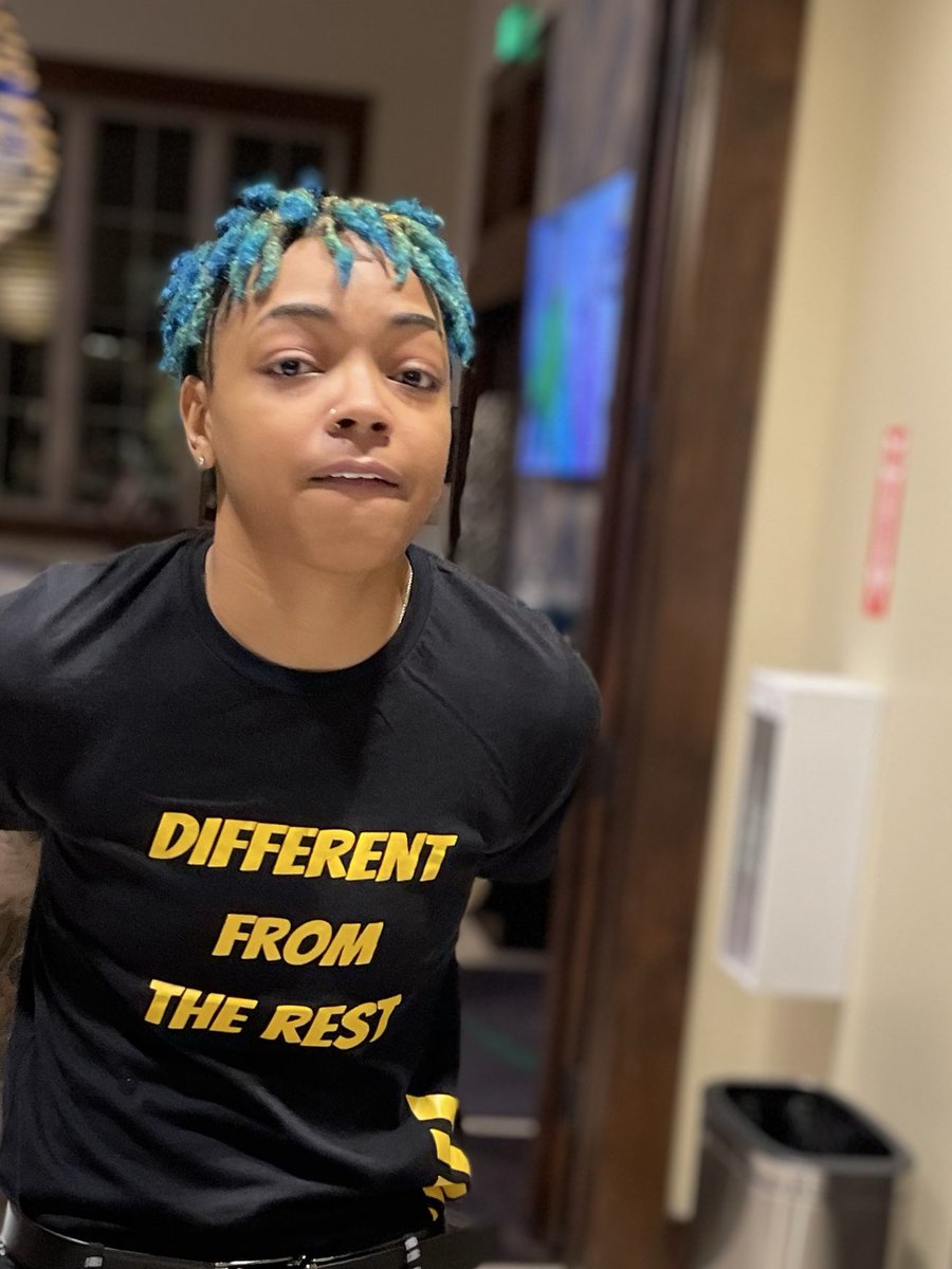 minobrino's tweet image. stay down til ya hair down 

#loclife